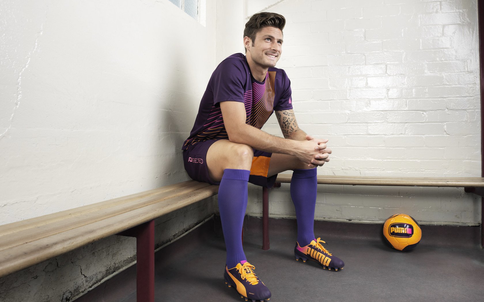 Jiu You-五大联赛是否将球员横向跑位质量列入战术考核重点，五大联赛跑动距离