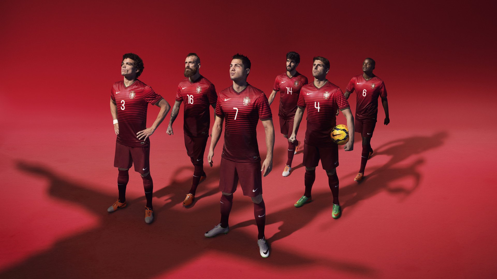 九游互动体验-勒沃库森中锋支点作用激发进攻活力，勒沃库森厉害吗